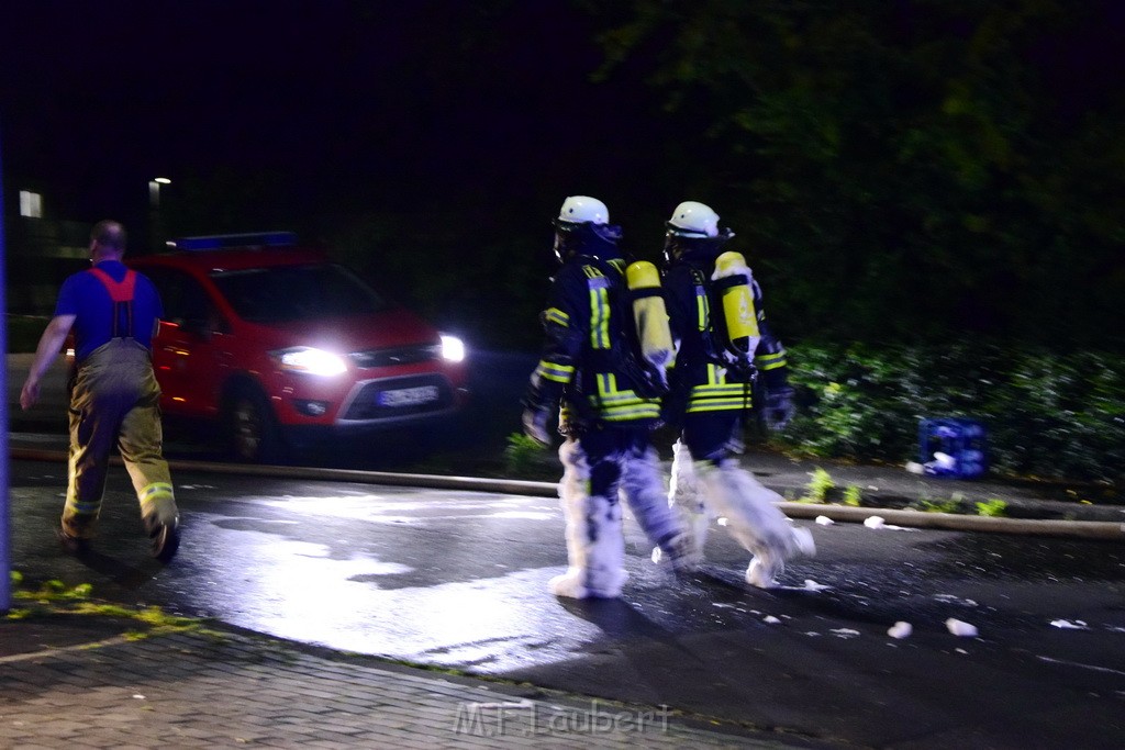 Grossfeuer Einfamilienhaus Siegburg Muehlengrabenstr P0547.JPG - Miklos Laubert